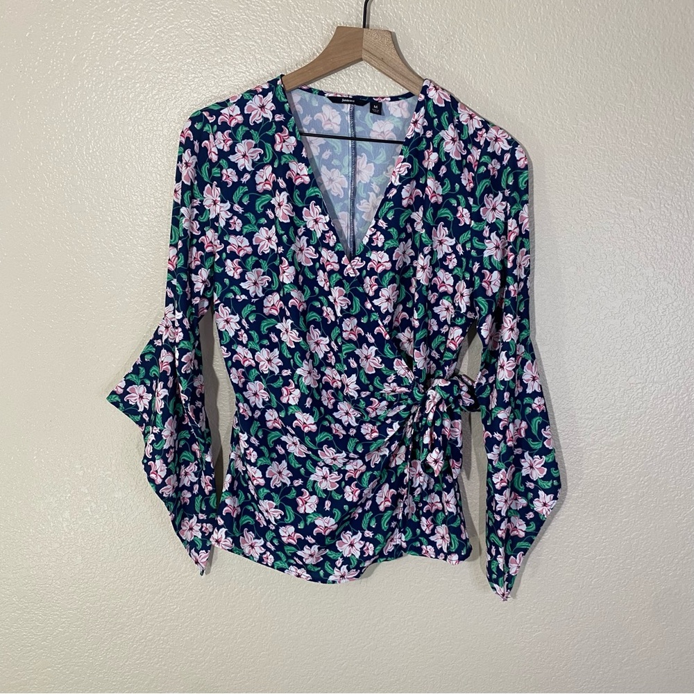 Betabrand Perfect Wrap Top Floral Asymmetric Sleeve Size M